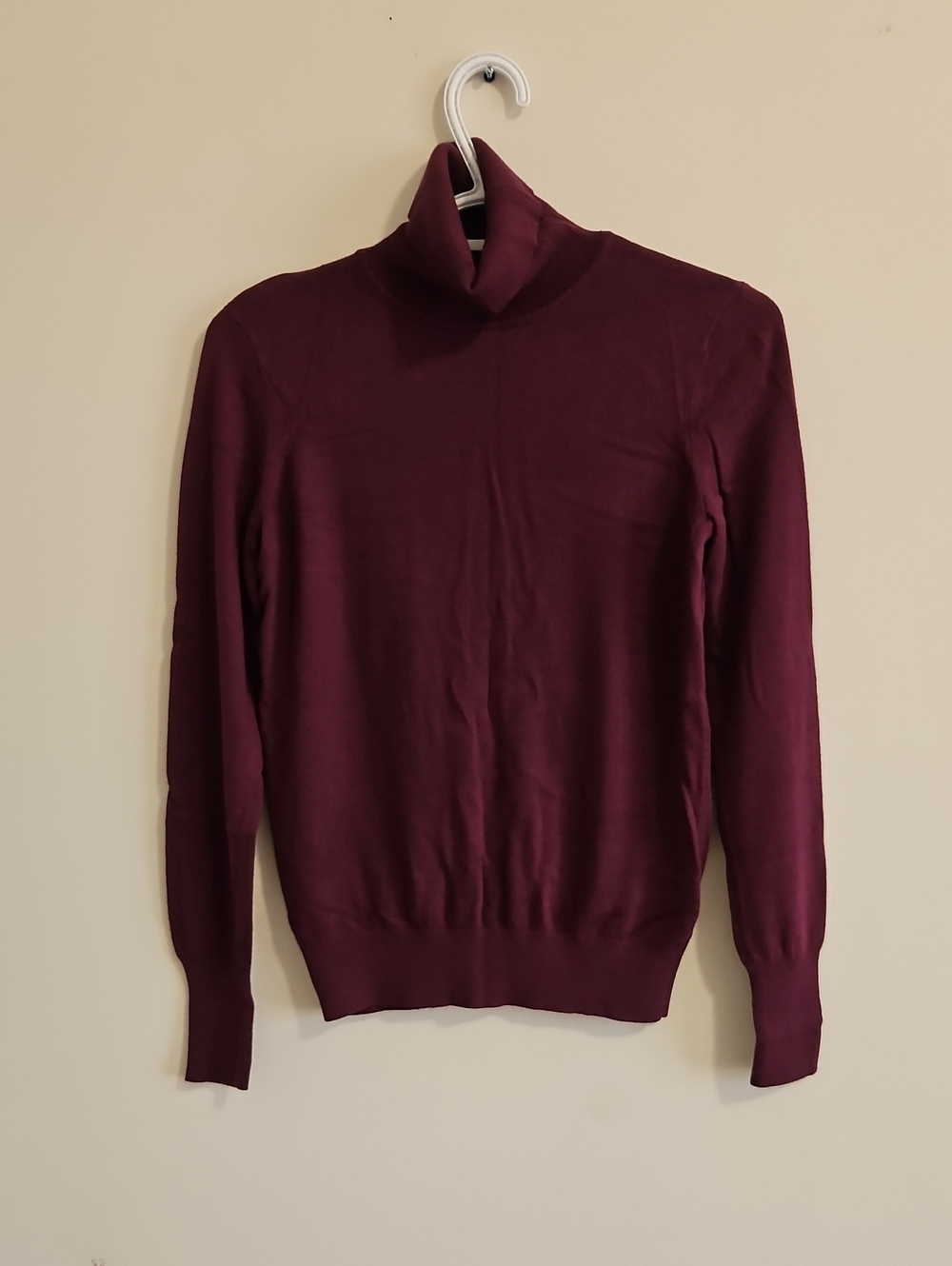 RW&CO. Women's Maroon Turtleneck Sweater